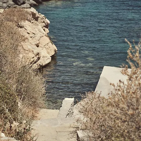 Retreat Paros, Fisherman's House, The Net