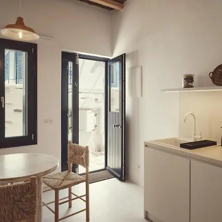 Retreat Paros, Fisherman's House, The Net Paro