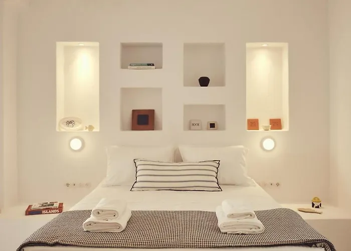 Retreat Paros, Fisherman's House, The Net